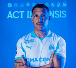 Marseille announce Medina signing from Lens on loan